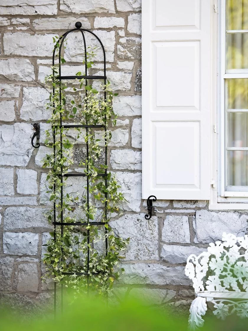 7' Essex Half-Round Trellis 1 7' Essex Half-Round Trellis