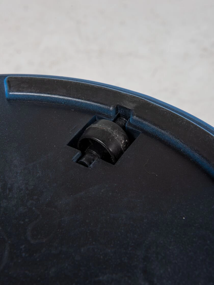 Viva Round Self-Watering Rolling Planter, 20" Diameter, Set Of 2 9 Viva Round Self-Watering Rolling Planter, 20" Diameter, Set Of 2 - Image 9