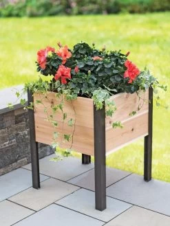 Self-Watering Insert For 2’ X 2’ Planter -Outdoor Garden Care Shop 8597991 1022 tif