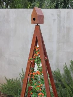 Bird Bungalow + Akoris Garden Tuteur Sr. -Outdoor Garden Care Shop 8600538 06v bird bungallow akoris garden tuteur oxide 1