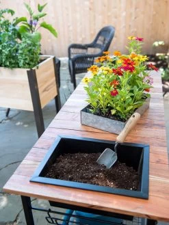 Small Space Potting Table -Outdoor Garden Care Shop 8611003 027