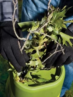 Snow Joe® 13-Amp Electric Wood Chipper/Shredder 10 Snow Joe® 13-Amp Electric Wood Chipper/Shredder -Outdoor Garden Care Shop 8612509 09v tif